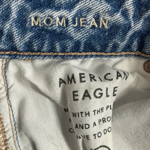 American Eagle Distressed Stretch Mom Jeans Women’s Size 0 Ripped Straight Leg - Picture 10 of 11